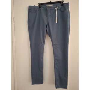 Womens Iris Jeans. Skinny Fit. Size 20. Very Stretchy. NWT. Really Nice Jeans!!